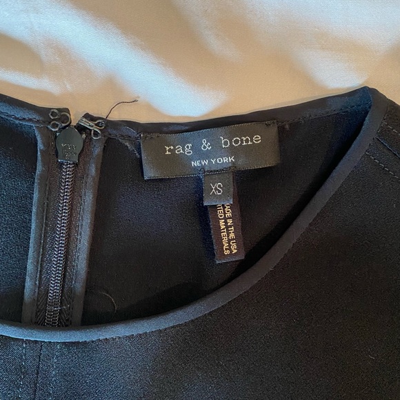 Rag & Bone Sleeveless Top with Side Cut Outs - Picture 3 of 3